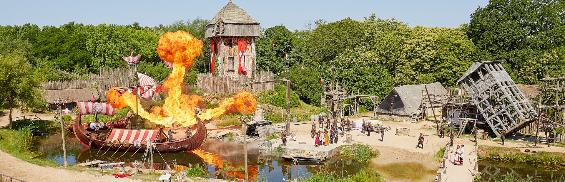Puy du Fou Spectacle des Vikings Puy du Fou Spectacle des Vikings