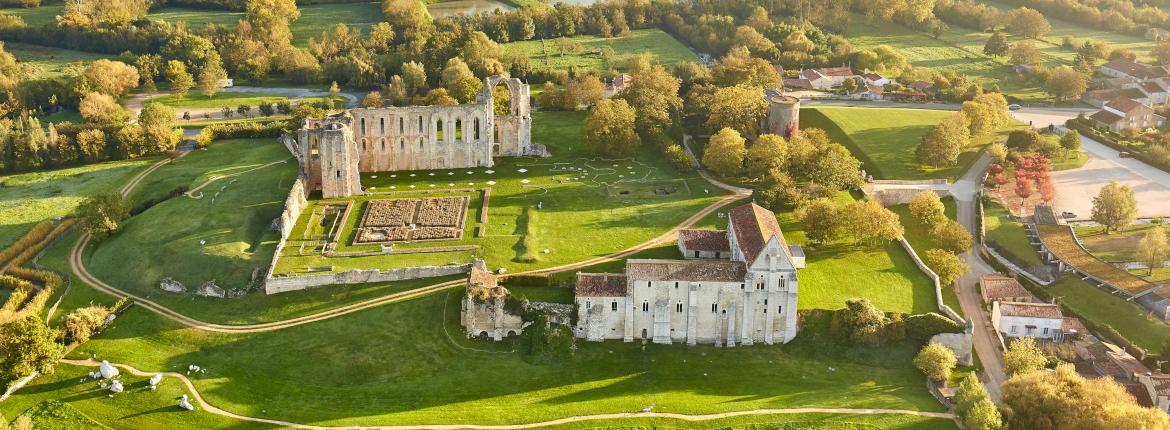 Abbaye de Maillezais Abbaye de Maillezais