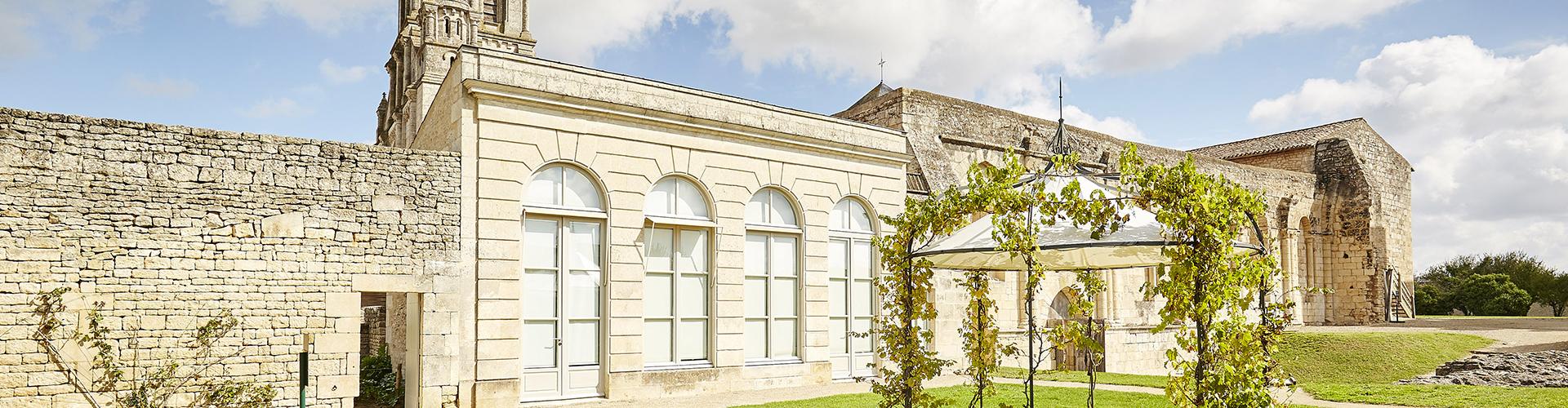 Abbaye de Nieul sur l'Autise Abbaye de Nieul sur l'Autise