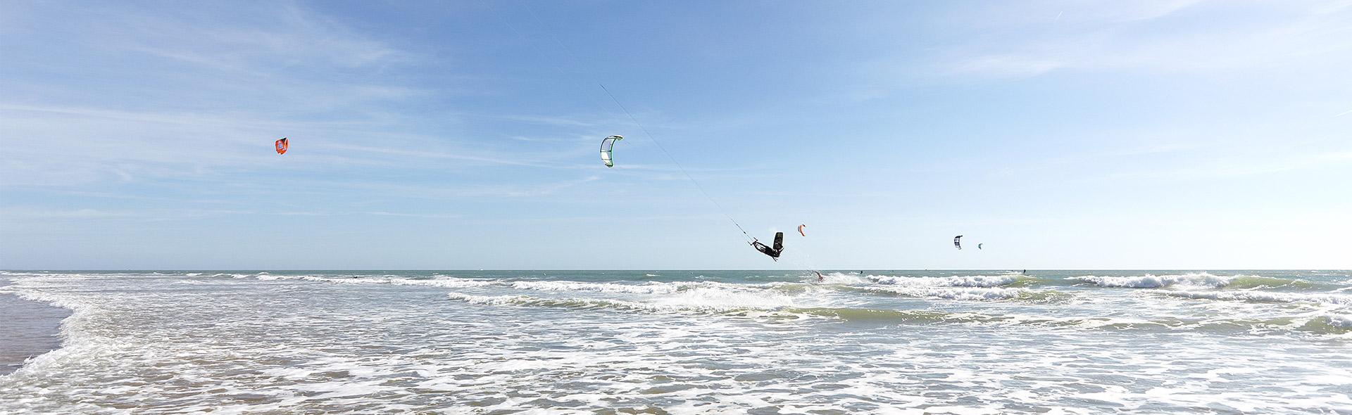 Kitesurf à Saint Gilles Croix de Vie Kitesurf à Saint Gilles Croix de Vie