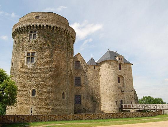Château de Saint Mesmin Château de Saint Mesmin
