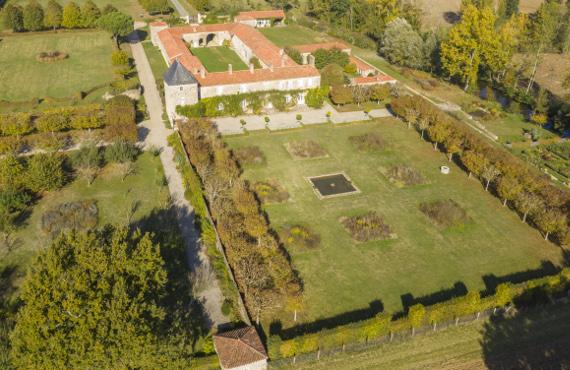 Jardin du Logis de Chaligny jardin remarquable chaligny vendee