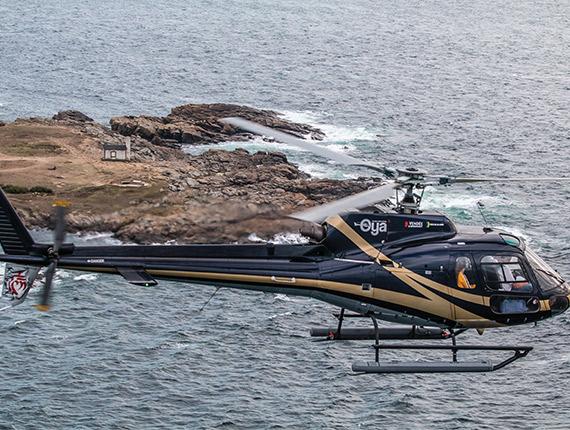 Hélicoptère de Oya Vendée pour aller à l'Île d'Yeu Hélicoptère de Oya Vendée pour aller à l'Île d'Yeu
