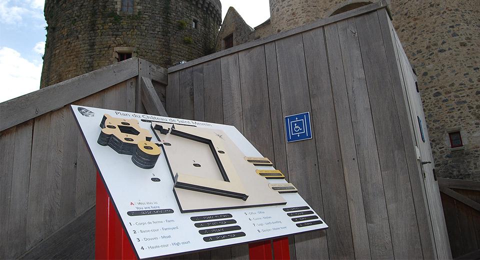 Braille au Château de Saint Mesmin Braille au Château de Saint Mesmin