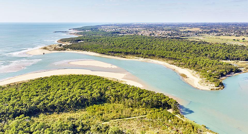 Plage du Veillon pointe du payré à jard sur mer Plage du Veillon pointe du payré à jard sur mer