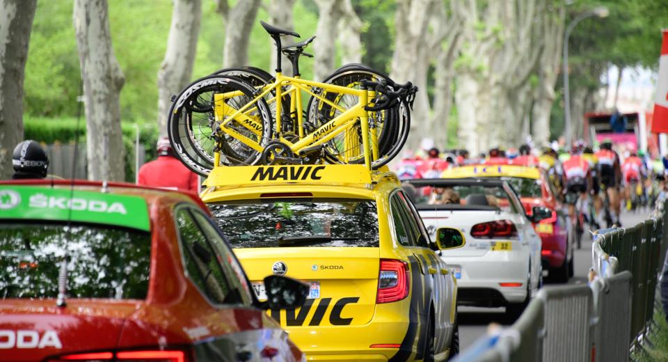 Voitures Equipiers Tour de France Voitures Equipiers Tour de France