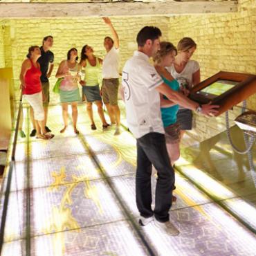 Visite de l'Abbaye de Nieul sur l'Autise Visite de l'Abbaye de Nieul sur l'Autise