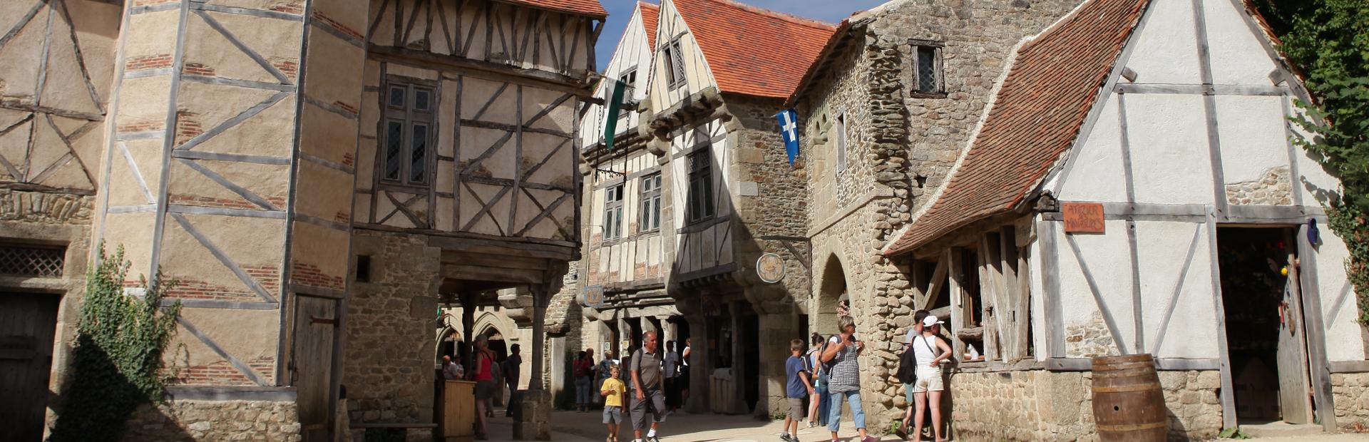 Puy du Fou Les Epesses Cité Médiévale Bocage Vendéen Vendée Vallée
